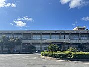 【周辺環境】淀江中学校まで2800ｍ。（自転車12分）登下校の時間もご友人との楽しい時間になりますね。