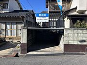 【内外装リフォーム予定】車種によりますが2台駐車可能です。