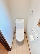 【リフォーム済】トイレはLIXIL製の新品に交換予定しました。肌に触れるところなので新品交換は嬉しいですよね。