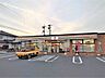 周辺：イオンモール津山 セブンイレブン津山国分寺店様まで約900ｍ（徒歩　約12分）。1km圏内にコンビニがあると、夜間や急な来客時に何かと便利です。 2100m