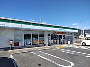 ファミリーマート笠岡里庄口店約350ｍ