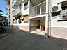 外観：【マンション入り口】お部屋につながるマンションの入り口です。