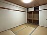 和室：【リフォーム中】和室は洋室に変更予定です。天井・壁はクロスを、床はフローリングに張替えます。