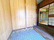 【リフォーム中】玄関内観です。