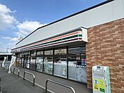 セブンイレブン宇部黒石店店様まで1200ｍ（徒歩15分/車3分）