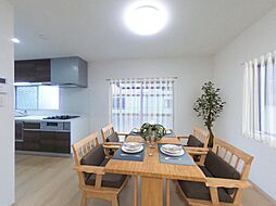 リビング/ダイニングの画像