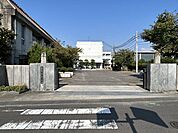 【小学校】四国中央市立中之庄小学校まで約500ｍ（徒歩約6分）です。