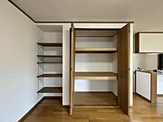 【リフォーム済】リビングの収納です。