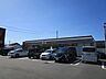 周辺：【コンビニ】セブンイレブン新居浜田所店まで約900ｍ（車で約2分）です。急なお買い物にも対応できますね。