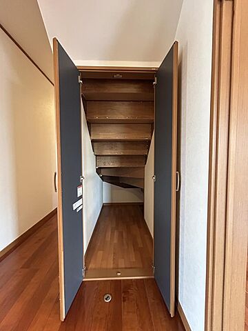 収納 東温市北方1988-5