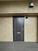 【リフォーム済】玄関は鍵交換を行ったので、安心してご入居いただけます。