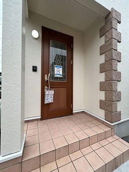 玄関を拡大表示