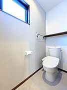 【リフォーム済】1階トイレは新品に交換いたしました。