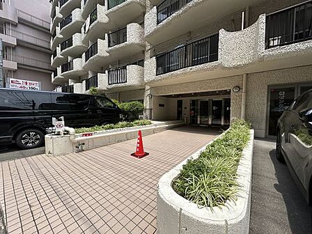 建物入口