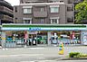 周辺：ファミリーマート福岡高宮通り店 「ファミリーマート」福岡高宮通り店様まで徒歩2分（約91Ｍ）です。コンビニは24時間営業なので、近くにあると便利ですよ。