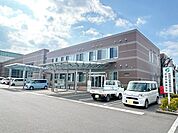 佐賀市諸富支所まで約2200ｍ。車5分です。 2500m