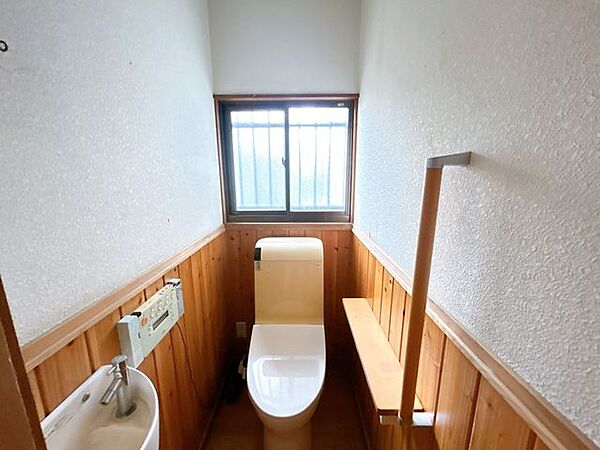トイレを拡大表示