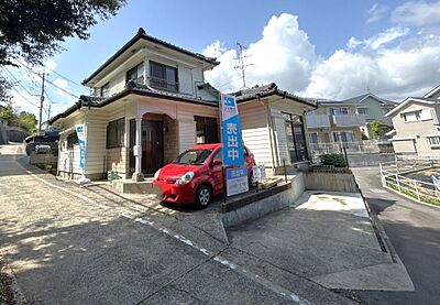 外観：【住宅ローン減税対象】価格には消費税、リフォーム費用を含みます。リフォーム中でもご案内可能。内覧希望の方はお電話ください。