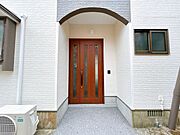 【リフォーム済・即入居可】玄関扉は新品に交換しました。