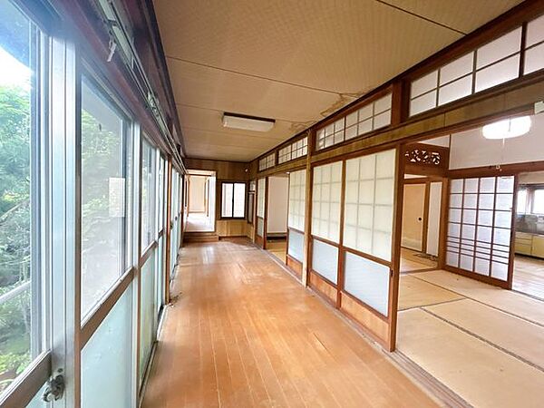 室内を拡大表示