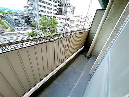 【リフォーム完成】バルコニーです。角部屋になります。