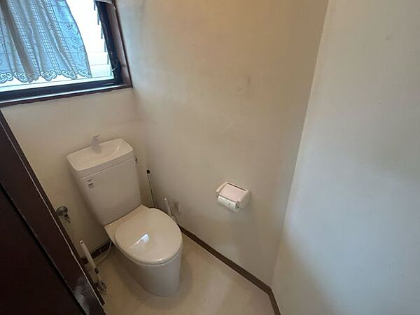 トイレを拡大表示