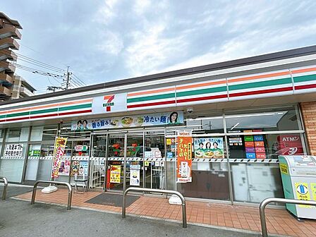 セブンイレブン長嶺西1丁目店まで約450m(徒歩約6分)