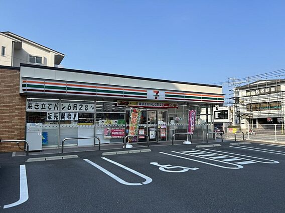 セブンイレブン...