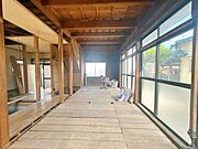 【リフォーム中5.30撮影】リビング写真です。和室からリビングへ間取り変更を行う予定です。