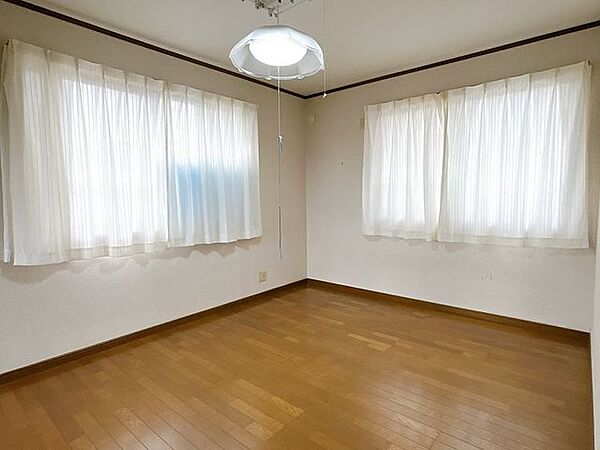 洋室を拡大表示