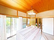 【リフォーム中】北側和室をリビングへ間取り変更予定です。キッチンは対面式へ変更し、ご家族との会話が弾むLDKに生まれ変わる予定です。
