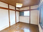 【現況：2F南側居室】別角度からの写真です。