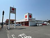 ファミリーマート都城下川東一丁目店 【周辺環境】ディスカウントタイヨー川東店まで約500ｍ（車で約1分）。 200m