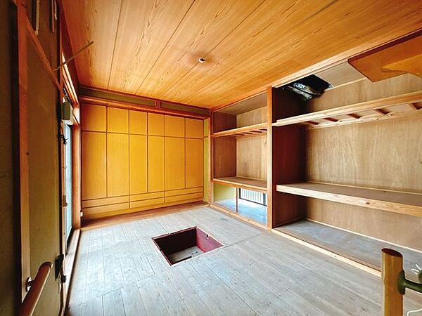 室内