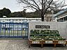周辺：【周辺環境】坂元小学校まで1000ｍ（徒歩約13分）です。小学校が近いと登下校安心ですね。