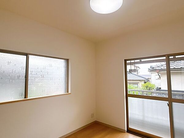 洋室を拡大表示