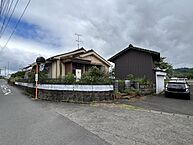 鹿児島県姶良市西餅田1411-1：物件画像