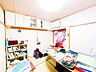 和室：【リフォーム前/洋室】洋室です。クロスの張替え、フローリング張替、建具の交換、照明交換等を行う予定です。
