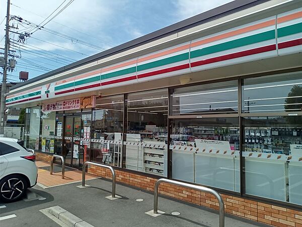 画像23:【コンビニエンスストア】セブンイレブン 阪急新伊丹駅前店まで227ｍ