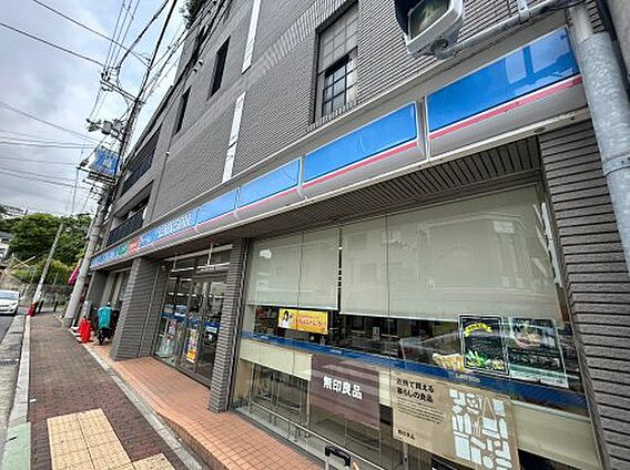 【コンビニエン...