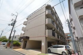 エクセラ新伊丹  ｜ 兵庫県伊丹市平松5丁目（賃貸マンション1K・2階・25.60㎡） その1