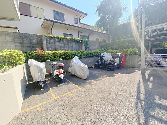 ■スーパーまで...