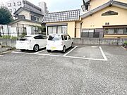 ■敷地内駐車場で車でのお出かけも楽々