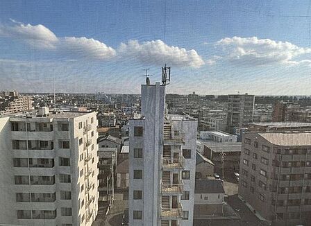■開放感のある10階部分のお住まい,空が近くに感じられます