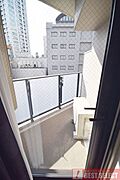 ■断熱・防音効果に役立つ複層ガラス