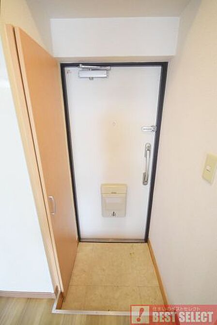 徒歩圏に保育園や幼稚園が点在し子育て世代のご家族も安心！