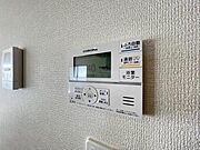 いつでも暖かい湯船に入れる追焚き炊き機能付き＾＾