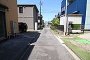 軽自動車やコンパクトカーなど小回りの利くお車での通行が便利です。