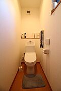 ＊2階トイレ＊1、2階にトイレがあるので、朝の忙しい時間帯も待たずにすみそうです。