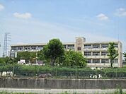 北野小学校岡崎市北野町にある公立の小学校です！ 2100m